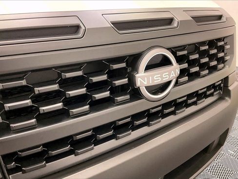 Certified 2025 Nissan Frontier S image 27