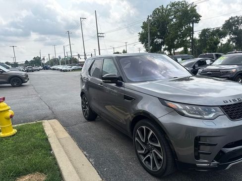 Used 2017 Land Rover Discovery HSE Luxury AWD/4WD image 4