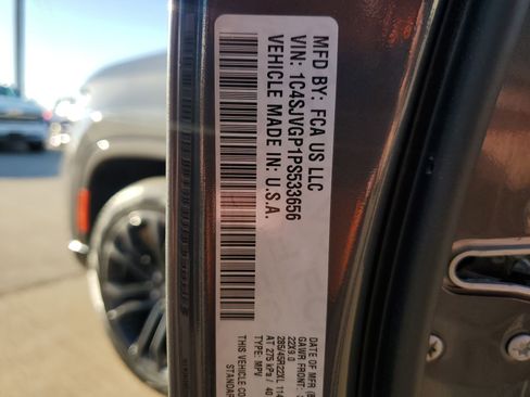 Used 2023 Jeep Grand Wagoneer Series III w/ Quick Order Packagew 28T image 41