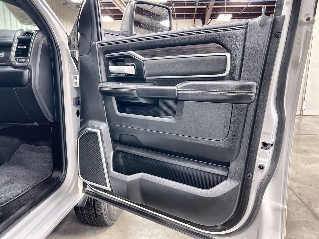 Used 2026 RAM 2500 Laramie AWD/4WD image 30