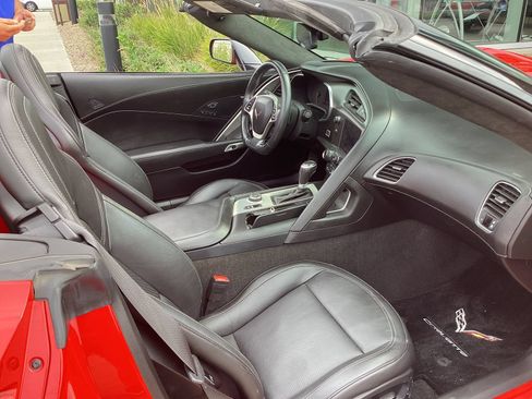 Used 2016 Chevrolet Corvette Stingray Convertible w/ 3LT Preferred Equipment Group RWD image 6