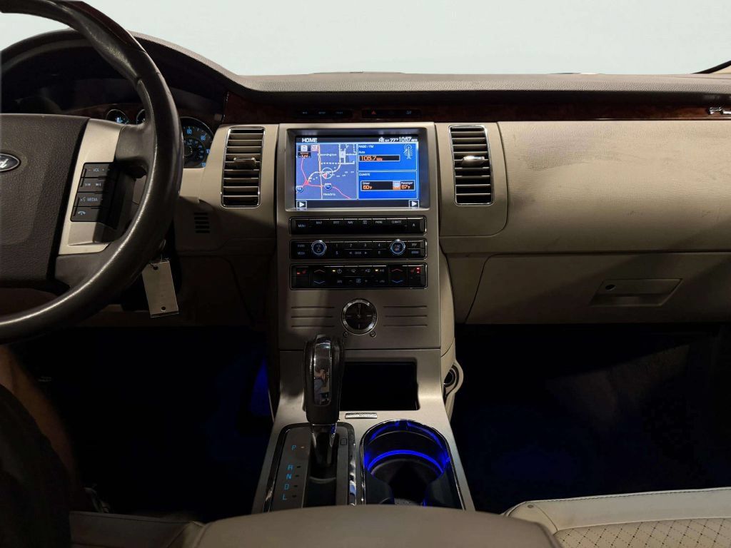 Used 2011 Ford Flex Limited FWD image 33