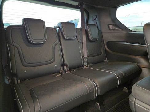 Used 2025 INFINITI QX80 Autograph AWD/4WD image 27