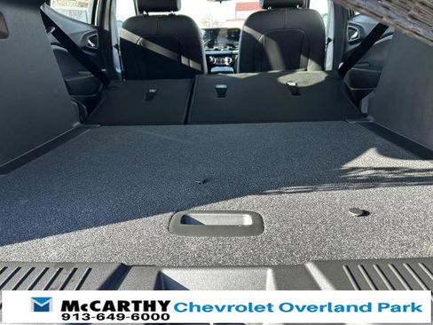 New 2026 Chevrolet Trax RS image 12