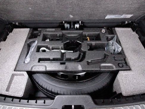 Certified 2023 Volvo XC90 B6 Plus w/ Protection Package Premier image 30