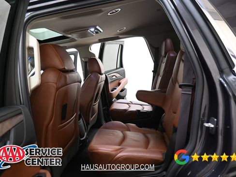 Used 2017 Cadillac Escalade Premium Luxury AWD/4WD image 22