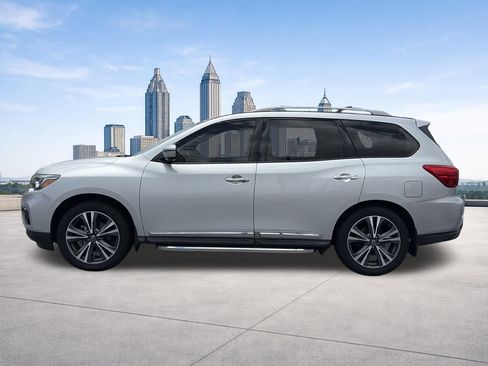 Used 2019 Nissan Pathfinder Platinum w/ Cargo Package FWD image 24