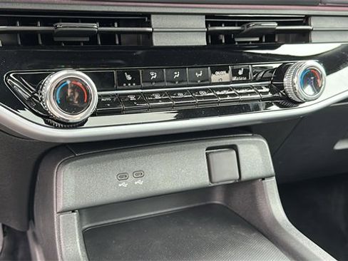 New 2025 Honda Prologue Touring image 18