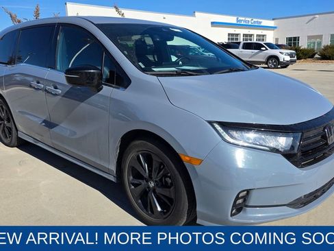 Used 2024 Honda Odyssey Sport image 7
