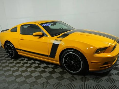 Used 2013 Ford Mustang Boss 302 RWD image 2