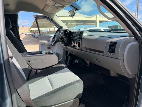 Used 2008 GMC Sierra 1500 W/T w/ SL Package RWD image 17