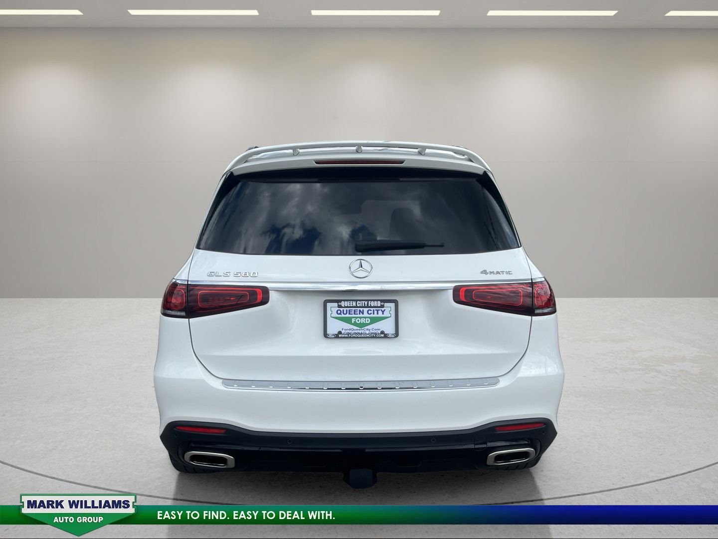 Used 2023 Mercedes-Benz GLS 580 4MATIC image 2