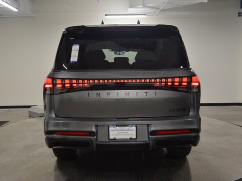 New 2026 INFINITI QX80 Autograph AWD/4WD image 4