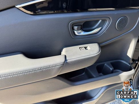 Used 2025 Honda Pilot EX-L image 34