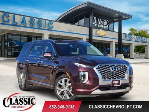 Used 2021 Hyundai Palisade Limited image 1