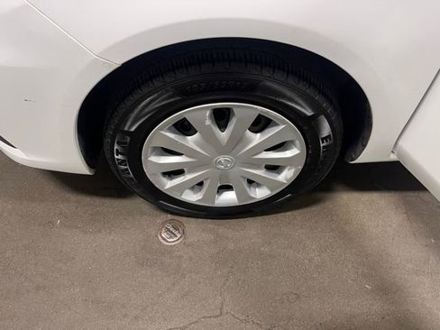 Used 2019 Nissan Versa SV image 29