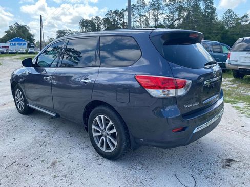 Used 2014 Nissan Pathfinder S image 20