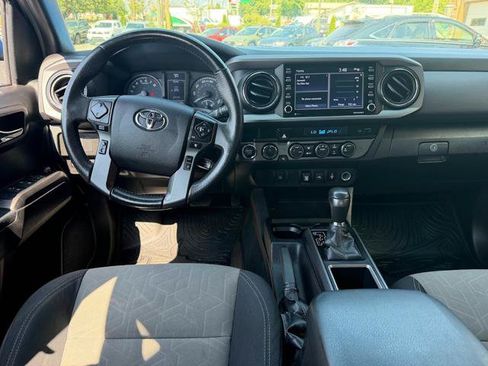 Used 2021 Toyota Tacoma TRD Off-Road AWD/4WD image 8