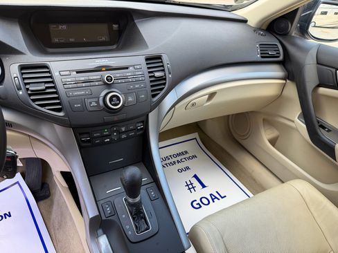 Used 2010 Acura TSX Sedan image 12