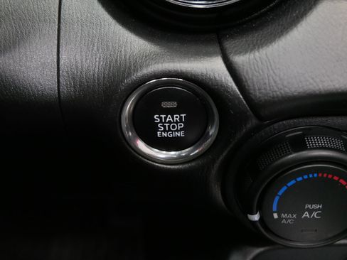 Used 2016 MAZDA MX-5 Miata Club RWD image 15