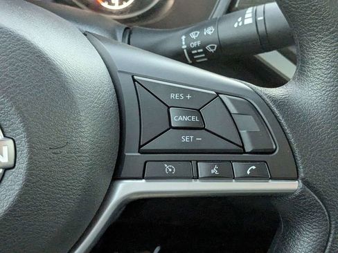 Used 2025 Nissan Altima 2.5 SV FWD image 26