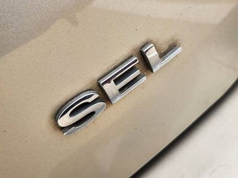 Used 2018 Ford Focus SEL image 10