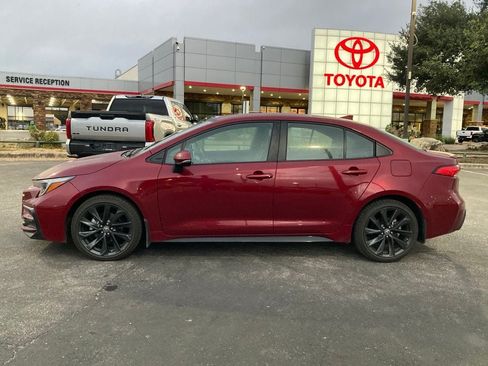Used 2026 Toyota Corolla SE w/ SE Package FWD image 6