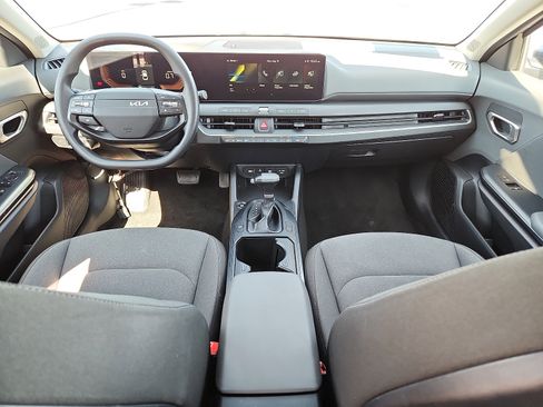 Used 2025 Kia K4 FWD image 10