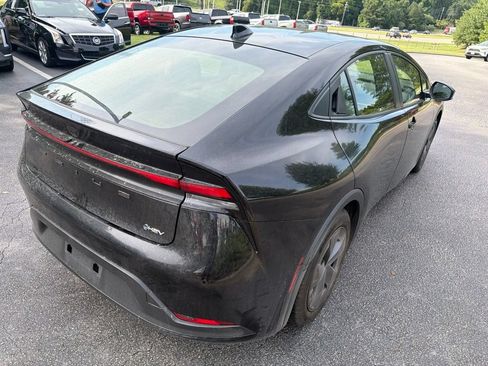 Used 2024 Toyota Prius LE FWD image 5
