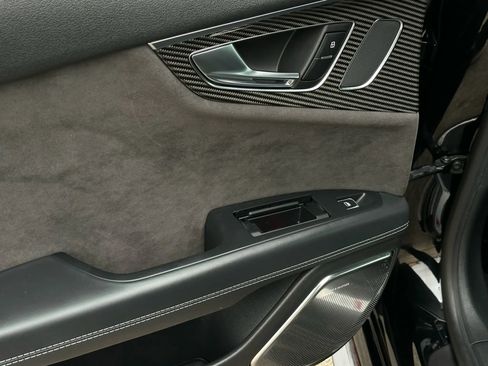 Used 2017 Audi RS 7 Performance w/ Driver Assistance Package image 24