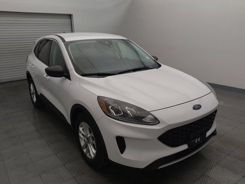 Used 2022 Ford Escape SE image 13