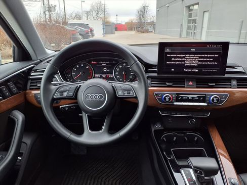 Used 2023 Audi A4 2.0T Premium w/ Convenience Package image 12