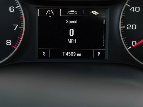 Used 2019 Chevrolet Cruze LT w/ Convenience Package image 21