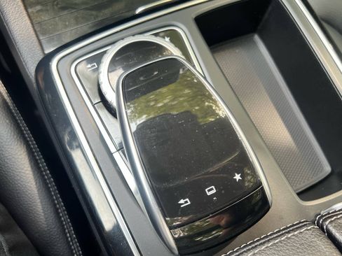 Used 2016 Mercedes-Benz GLE 300d 4MATIC image 39