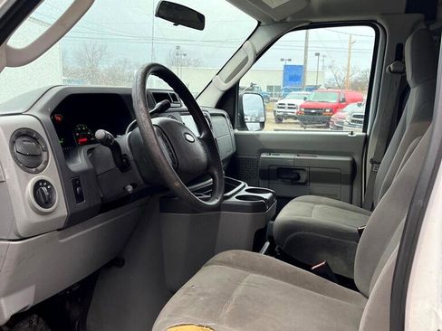 Used 2011 Ford E-250 and Econoline 250 w/ PWR Group image 10