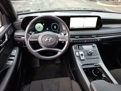 Used 2024 Hyundai Palisade Calligraphy image 11