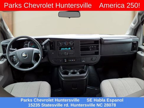 Certified 2025 Chevrolet Express 3500 LT w/ LT Preferred Equipment Group RWD image 28