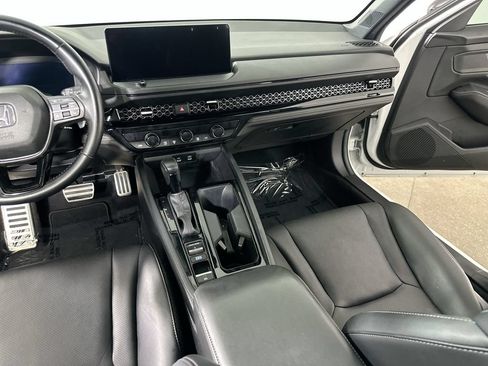 Used 2024 Honda Accord Sport image 19