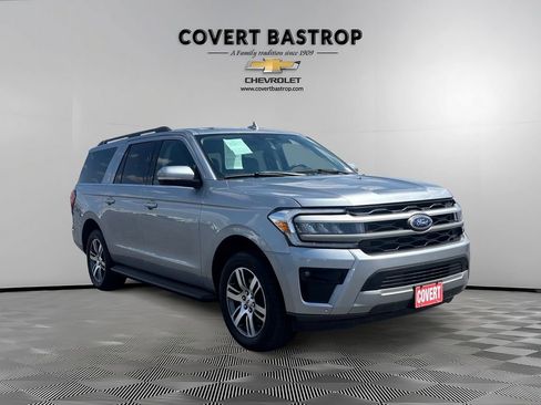 Used 2024 Ford Expedition Max XLT image 5