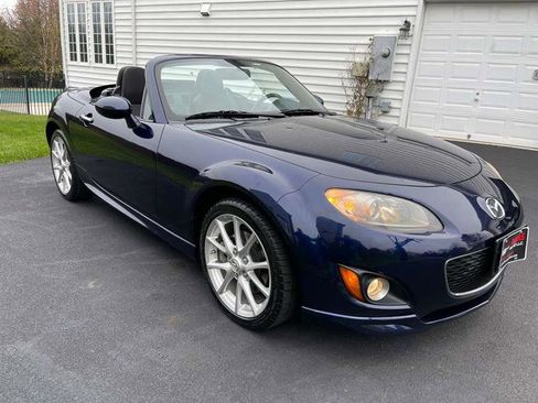 Used 2012 MAZDA MX-5 Miata Touring w/ Appearance Pkg image 28
