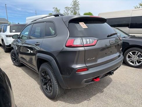Used 2022 Jeep Cherokee Trailhawk w/ Trailhawk Elite Value Package AWD/4WD image 6