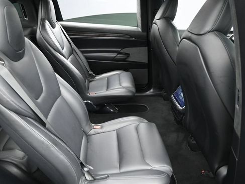 Used 2023 Tesla Model X AWD/4WD image 34