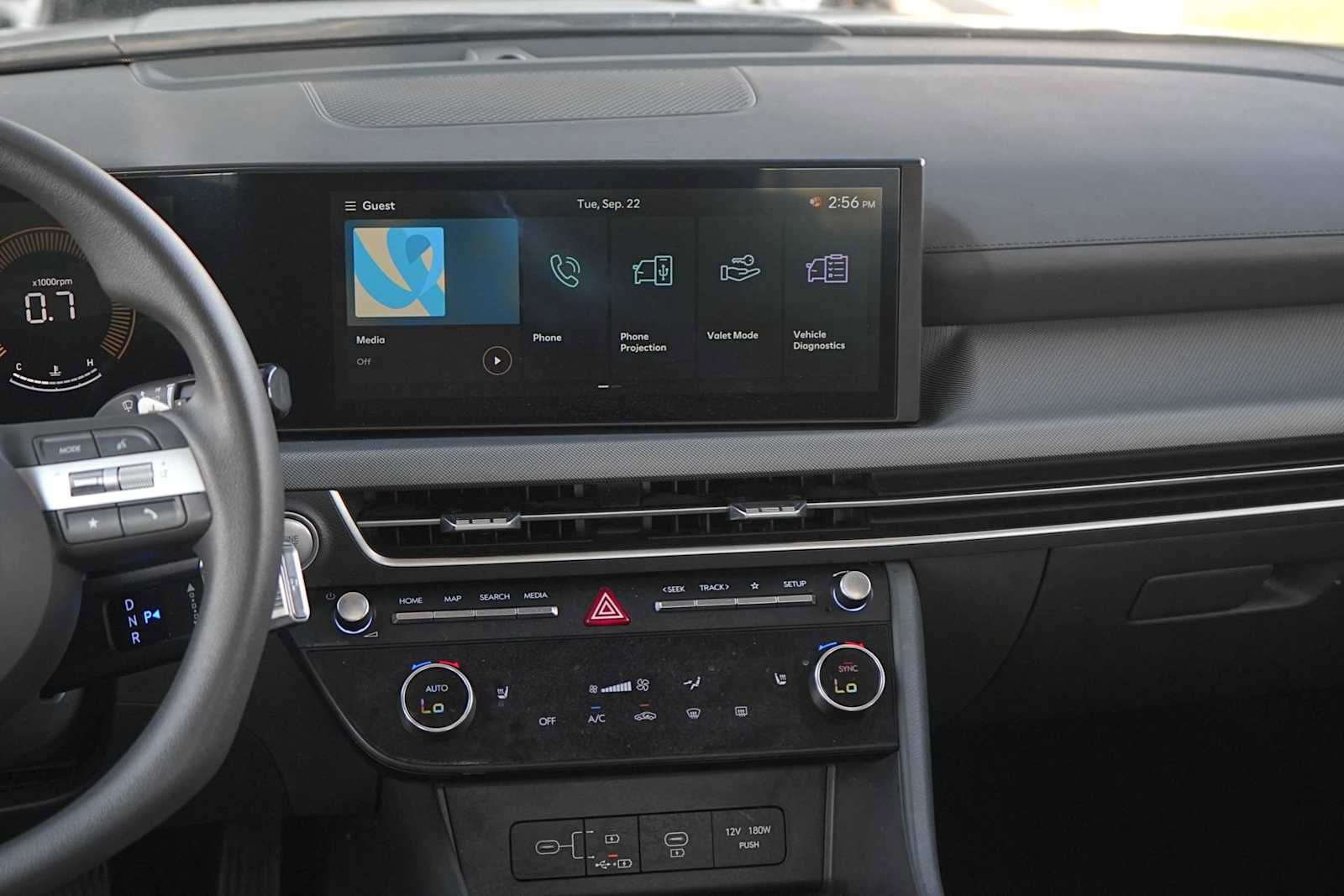 Used 2025 Hyundai Sonata SEL FWD image 20
