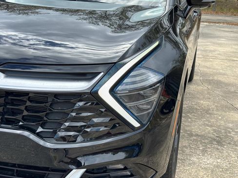 Used 2023 Kia Sportage SX image 9