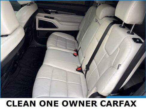 Used 2023 Kia Telluride EX image 14