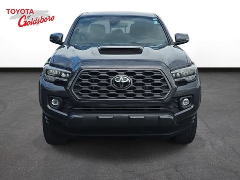 Used 2023 Toyota Tacoma TRD Sport w/ Technology Package AWD/4WD image 2