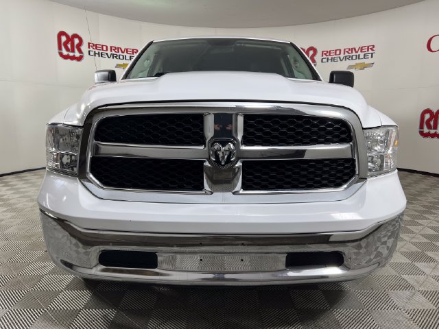 Used 2019 RAM 1500 Classic SLT RWD image 2