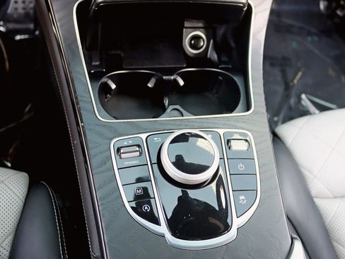 Used 2019 Mercedes-Benz GLC 300 4MATIC Coupe image 30