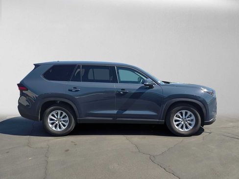 Certified 2026 Toyota Grand Highlander FWD image 2