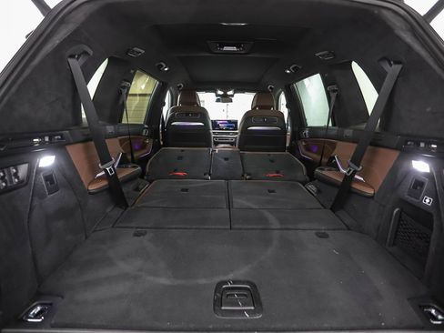 Used 2023 BMW X7 xDrive40i w/ Executive Package AWD/4WD image 28